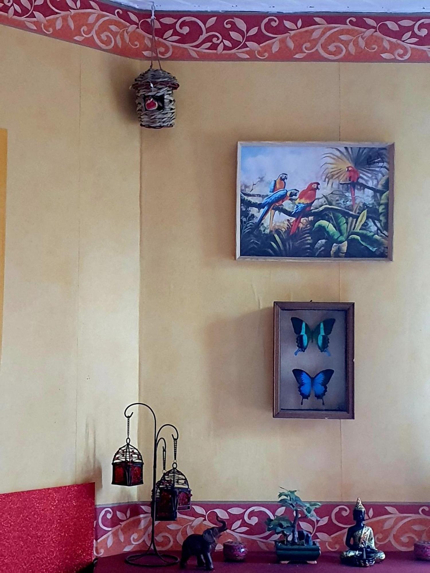 Bed And Breakfast Les Roses Multicolores Du 47 Fumel ภายนอก รูปภาพ