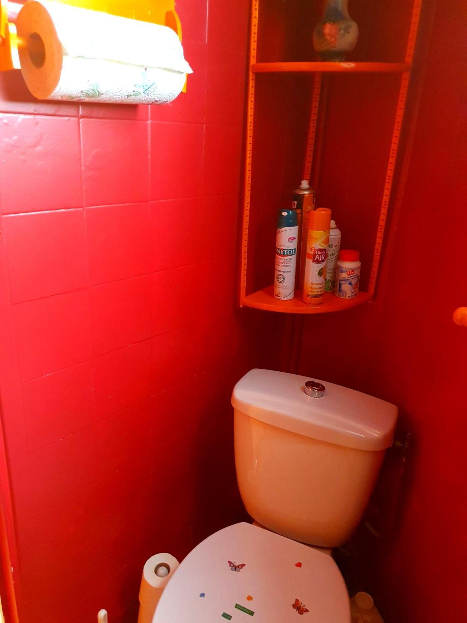 Bed And Breakfast Les Roses Multicolores Du 47 Fumel ภายนอก รูปภาพ